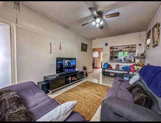 1 BEDROOM APARTMENT FOR SALE IN BEREA